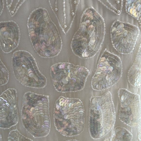 MARK & JOHN | VNTG SEQUIN TOP - Picture 10 of 13